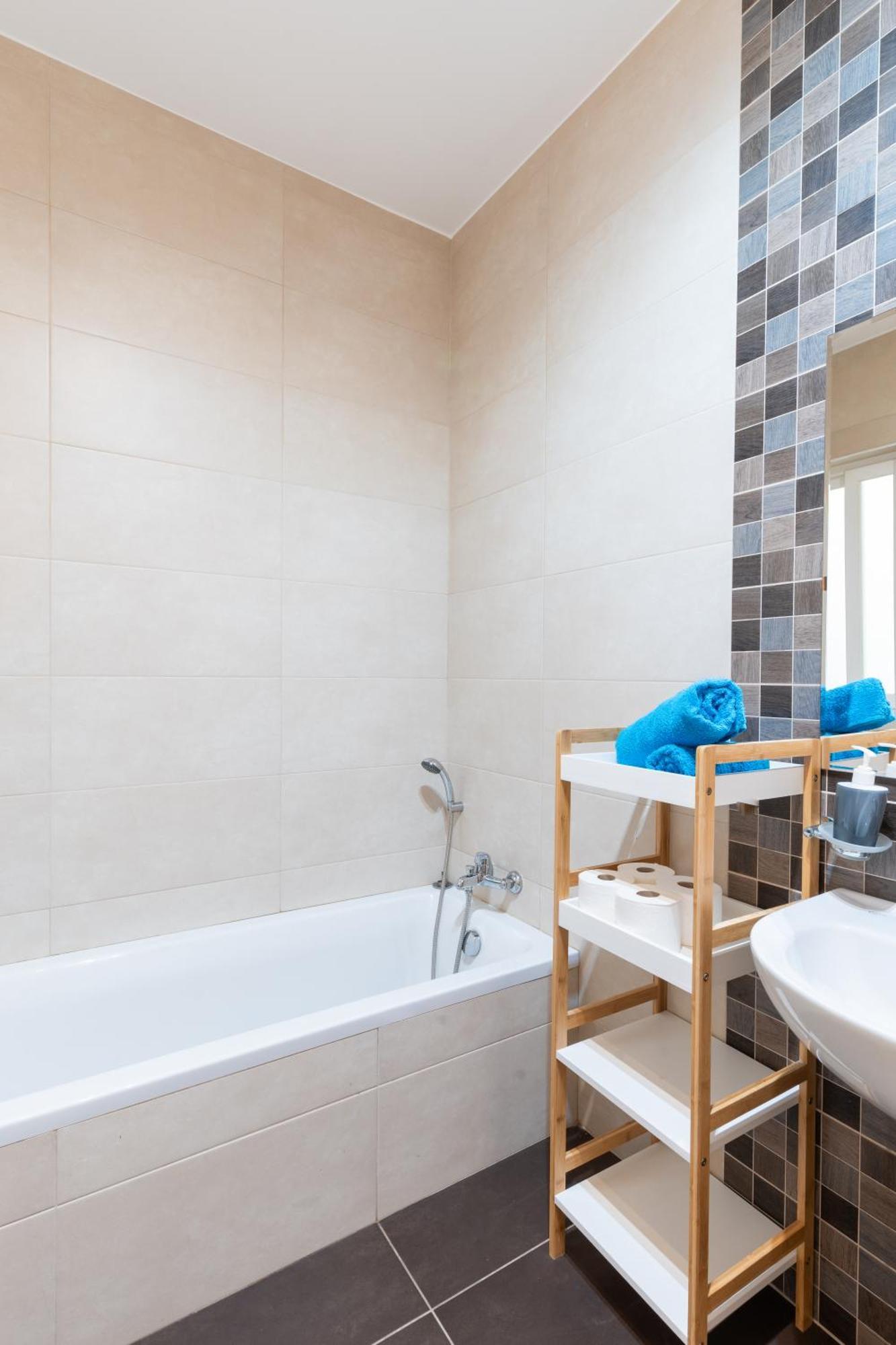 2 Bedroom In Central St Julians Prime Location In Paceville Apt 3 By Vaganza Saint Julian's Exterior foto