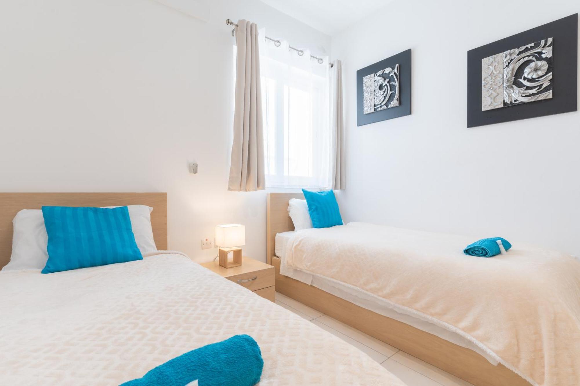 2 Bedroom In Central St Julians Prime Location In Paceville Apt 3 By Vaganza Saint Julian's Exterior foto