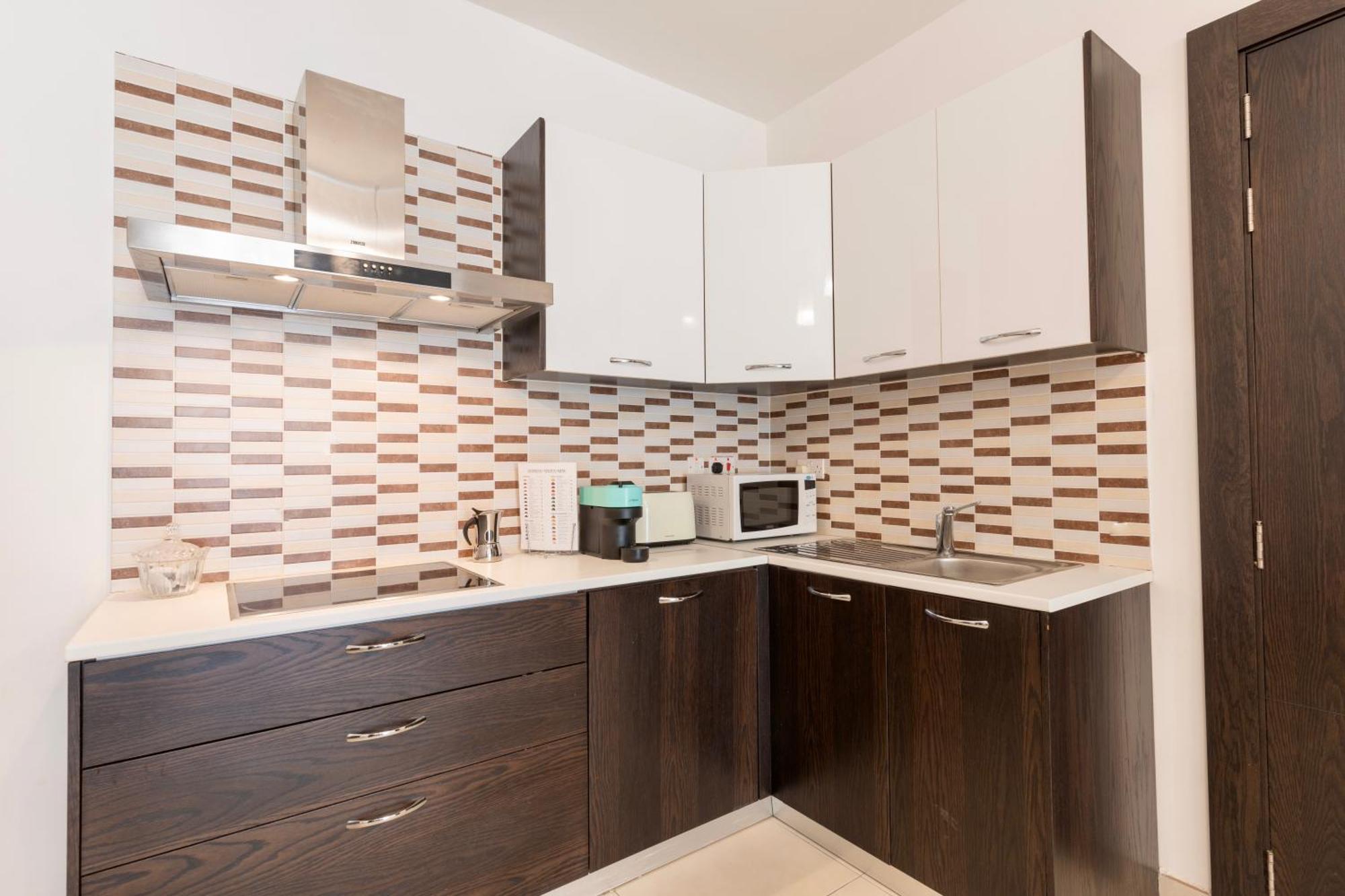 2 Bedroom In Central St Julians Prime Location In Paceville Apt 3 By Vaganza Saint Julian's Exterior foto